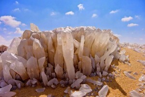 white desert egypt 22.jpg