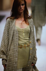 519590291_salvatore-ferragamo-ss-1994(1).thumb.jpg.a5a4e31ddc70c5109488c497c35a3baf.jpg