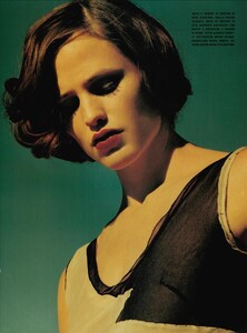 ARCHIVIO - Vogue Italia (March 2001) - Jennifer Garner - 008.jpg