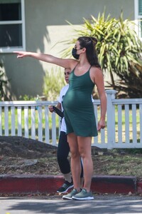      lea150720BZNimage140.jpg
