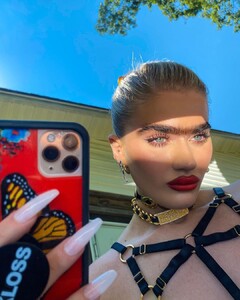 6011630_sophiahadjipanteli15937984962345274222743737992_33586514.thumb.jpg.03f2147c81b85f7d5fd92ac026578859.jpg