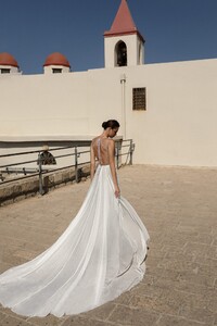 705-lillie-back.jpg