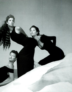 Avedon_Vogue_Italia_January_1993_04.thumb.png.130a856c36f1c75d5d7b0acaaca6329a.png