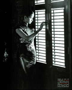 Cinese_Cosi_Hispard_Vogue_Italia_June_1993_05.thumb.png.a9c1e67a2115707a3365c5bfc1f5e9e1.png