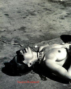 Comte_Vogue_Italia_April_1993_05.thumb.png.6dc031b6f8ccdf6d5eccadc56a6ed8c7.png