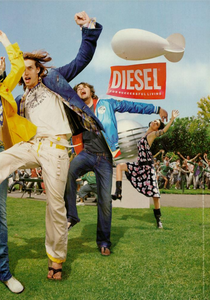 Constaine_Diesel_Spring_Summer_2005_04.thumb.png.a392af614404fb22f312d658403821b9.png