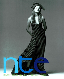 Demarchelier_Istante_Fall_Winter_93_94_03.thumb.png.3367342830e6091788b0d1beb9935c62.png