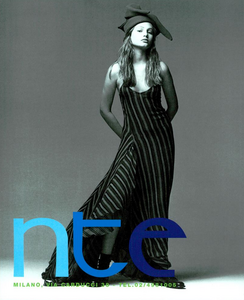 Demarchelier_Istante_Fall_Winter_93_94_03.thumb.png.f0ef6ec933ec8049a8d181c1e590d876.png