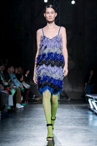 Emilio-Pucci-RTW-FW20-Milan-2463-1582201141.thumb.jpg.577599a5f28fa7c3e02a2e5bcf2f05a3.jpg