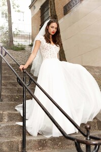 FINESSE-FV-Robe-de-mariee-Cymbeline-collection-2019.jpg
