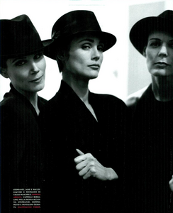 Faces_Meisel_Vogue_Italia_April_1992_10.thumb.png.d4f03d87c360b33235802e4b44100ce9.png