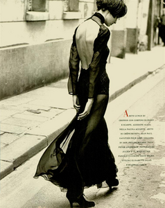 Fascino_Lindbergh_Vogue_Italia_September_1988_07.thumb.png.f8acfdbccaf781e58e42e48ae80cb39d.png