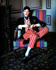 Gentlewoman_Elgort_Vogue_Italia_March_1993_03.thumb.png.910f76d704b88ba7f2f88aeb1a5898bd.png