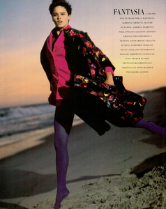 Giallo_Elgort_Vogue_Italia_September_1988_07.thumb.png.a43cad179fb742e1396e59426137305b.png