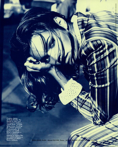 Greising_Vogue_Italia_April_1993_01.thumb.png.d9ea1e4b21fd5f69f8a60e6ada884310.png