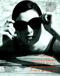 Hanson_Vogue_Italia_August_1992_02.thumb.png.3cf012275a7cc0ee302a32cf29085491.png