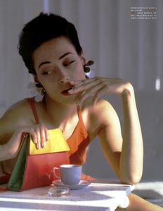 Hanson_Vogue_Italia_June_1991_02.thumb.png.01c04fa4cb6c3eea3fddbb5557351a83.png