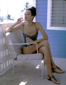 Hanson_Vogue_Italia_June_1991_13.thumb.png.2408b78b530e60547a25cdc2d35e59f1.png