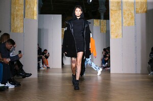 Heron-Preston-Menswear-FW20-Paris-9294-1579192127.thumb.jpg.cde01eba1096d1c079c2b112a55993a6.jpg