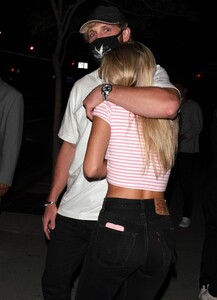 Josie-Canseco---At-a-dinner-date-in-West-Hollywood-02.jpg