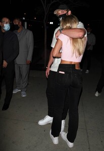 Josie-Canseco---At-a-dinner-date-in-West-Hollywood-04.jpg