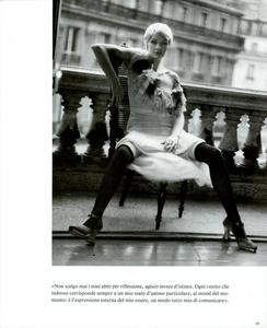 LF_Meisel_Vogue_Italia_July_1993_06.thumb.png.9ccfde608a2d0420648358bc3188647b.png