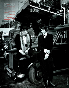 Le_Goues_Vogue_Italia_August_1992_09.thumb.png.c151bea9ae56fe5f1e11d56dcf371428.png
