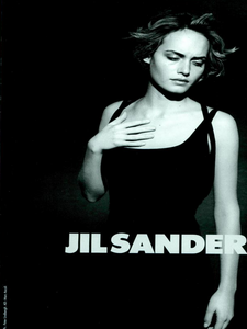 Lindbergh_Jil_Sander_Spring_Summer_1994_06.thumb.png.5cecc935040279c4c3c0ae58fc153e49.png