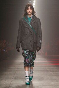MSGM-Menswear-FW20-Milan-6336-1578839082.thumb.jpg.f17f4101cde8a424ff7de36bfadd5d02.jpg