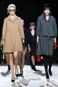 Marc-Jacobs-RTW-FW20-New-York-9189-1581531458.thumb.jpg.d4b2530b24daf17583f7ebc698f42cd6.jpg