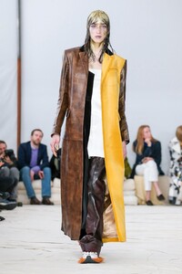 Marni-RTW-FW20-Milan-7777-1582299829.thumb.jpg.890aa1865c4721e34859ff1de091be8c.jpg
