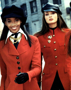 Maser_Vogue_Italia_August_1992_05.thumb.png.2b477a724350f58e0f4e65050c9df92c.png