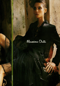 Massimo_Dutti_Spring_Summer_2005.thumb.png.b5c424df730cc63476adb9a6ee1610a0.png