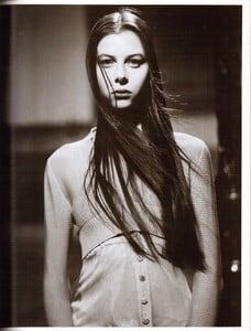 Meisel_Vogue_Italia_April_1993_02.thumb.jpg.4c4ea76eabbd3d14c958785b94841a17.jpg