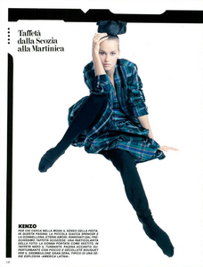 Meisel_Vogue_Italia_February_1985_01_05.thumb.png.364d944308df996228906992c7cbe0a6.png