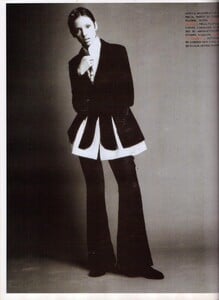 Meisel_Vogue_Italia_January_1993_10.thumb.jpg.3228d4bc27ba40c88c479f3a5cc4d33b.jpg