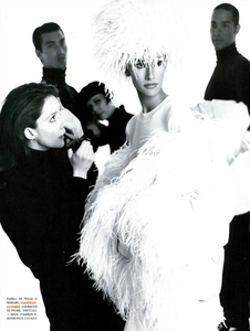 Meisel_Vogue_Italia_July_1991_01.thumb.png.2975d8b0a7222a47eef407f7b253d0ee.png