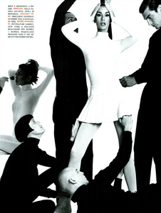 Meisel_Vogue_Italia_July_1991_12.thumb.png.6a5b5eb2139026f3db06fa79d3c367de.png