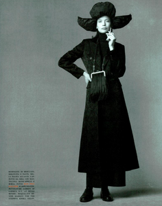 Meisel_Vogue_Italia_November_1993_08.thumb.png.41f8705f89223f88f18a3cc67db28c9c.png