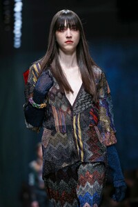 Missoni-RTW-FW20-Milan-2697-1582399640.thumb.jpg.d0cd9bb19de21556c6b42cb01d138c90.jpg