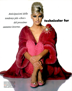 Mix_Up_Demarchelier_Vogue_Italia_August_1991_02.thumb.png.6c4c6943744d93b24e23ddf0fe6af90b.png
