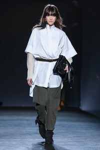 Rag-Bone-RTW-FW20-New-York-4257-1581125921.thumb.jpg.f58940f6604aa7e4afff3e997f0408c9.jpg