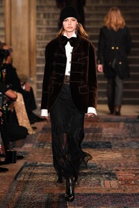 Ralph-Lauren-SS19-Nyc-5507-1536352507.thumb.jpg.52cecc8d337d7ab14809f6c037c64606.jpg