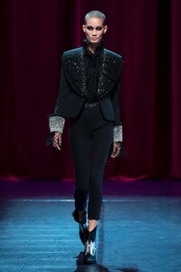Redemption-RTW-SS19-Paris-6025-1538065978.thumb.jpg.fe57e5e8fed5c3b9d0cc5be4e038028d.jpg