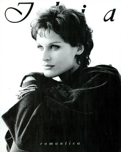 Sacha_Ilia_Fall_Winter_93_94_07.thumb.png.04271a4ca97a3d29f9a1689910dce60d.png