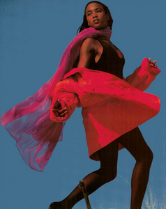 Soffi_Demarchelier_Vogue_Italia_September_1988_09.thumb.png.fd0e12f7d80c65084fe889786122332b.png