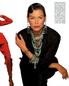 Solo_Pants_Chin_Vogue_Italia_April_1992_08.thumb.png.a2a7b5377994a7aa0a8a24e23380d362.png