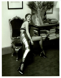 Tribute_to_Yves_Meisel_Vogue_Italia_March_1993_09.thumb.png.510bd7d8933d0f77b64ce3797ff6f637.png