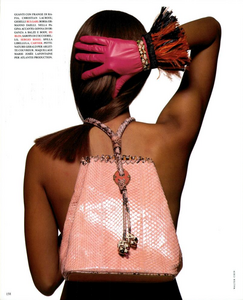 Tropical_Chin_Vogue_Italia_April_1992_07.thumb.png.d1507e388446665013b0c06a1cef4e4d.png