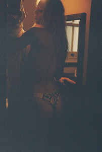 Victoria-Germyn-by-Cameron-Hammond-23.thumb.jpg.a26c1e083277f3c3c843d4b45f9b0e40.jpg